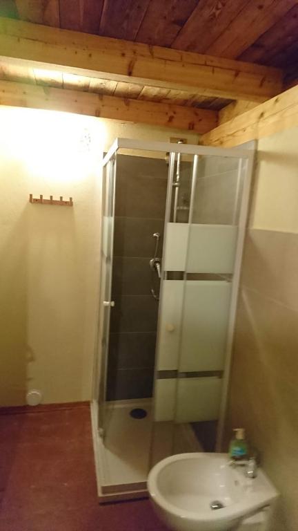 Koupelna v ubytování Chalet Morier