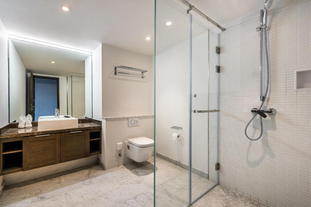 Novotel Suites Shanghai Hongqiao - Deluxe King Suite