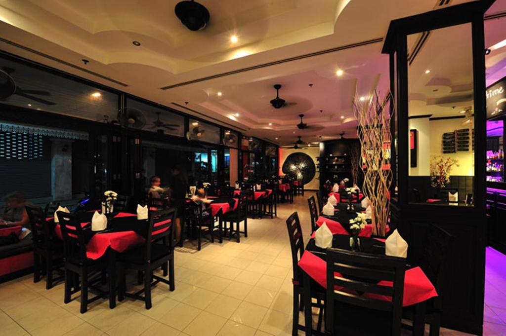 Restaurace v ubytování Thipurai City Hotel