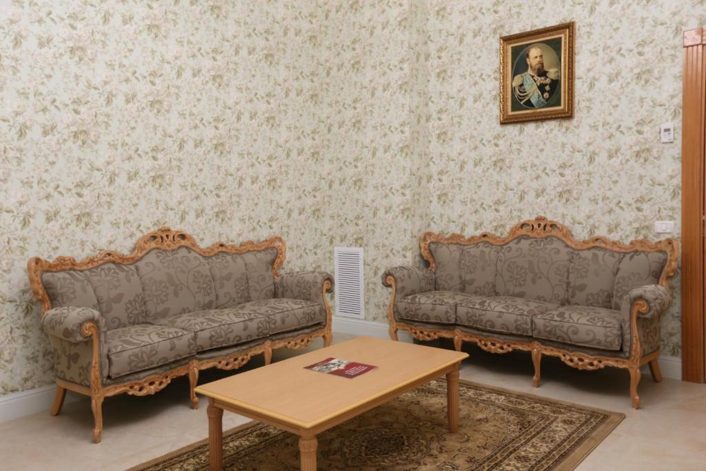 Posezení v ubytování Sergei Palace Hotel
