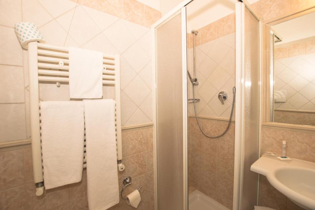 Koupelna v ubytování Hotel Europa