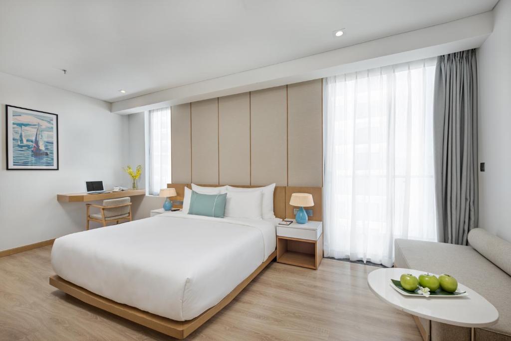 Special Offer - Grand Suite Two-Bedrooms Ocean View with Balcony