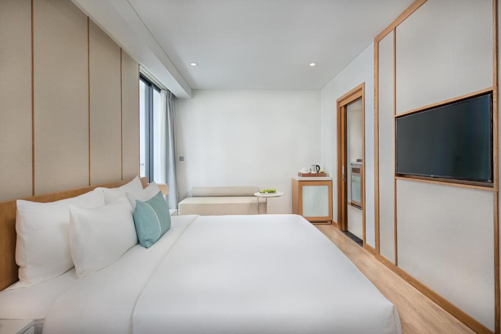 Special Offer - Grand Suite Two-Bedrooms Ocean View with Balcony