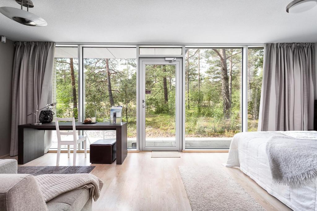 Kultaranta Resort - Triple Room