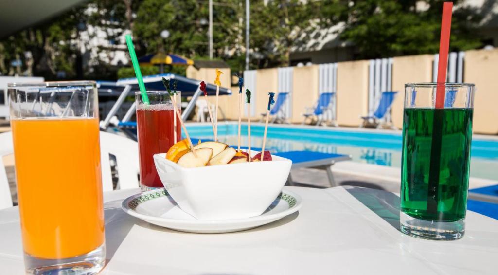 Bazén v ubytování Hotel Tilmar nebo v jeho okolí