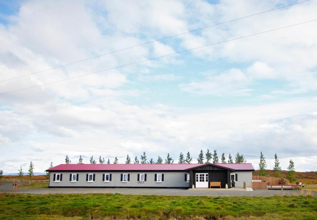 Galeriebild der Unterkunft Hestaland Guesthouse Horse Farm Stay in Staðarhús