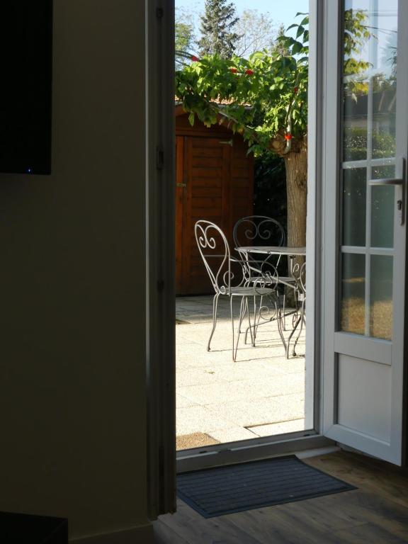 Agréable appartement à CAMBO LES BAINS - Departamento