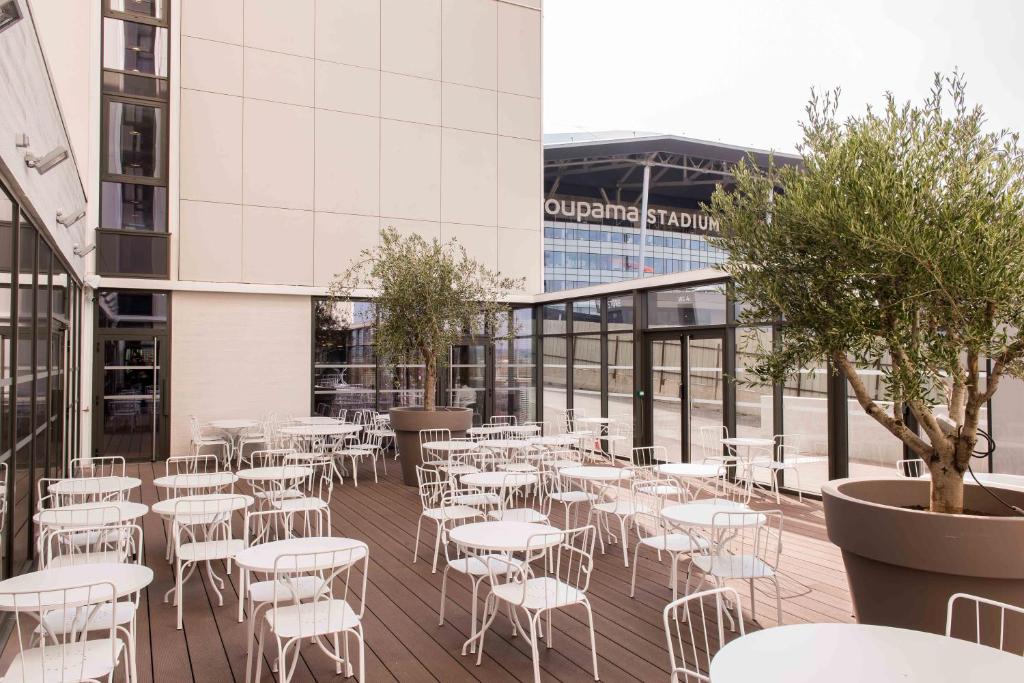 Restaurace v ubytování KOPSTER Hotel Lyon Groupama Stadium