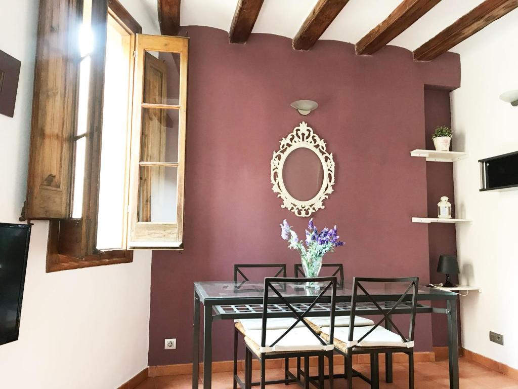 TV a/nebo společenská místnost v ubytování Top Barcelona Apartments