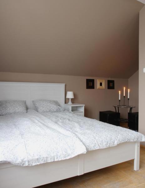 Posteľ alebo postele v izbe v ubytovaní 4 Couples & 4 Friends Hostel
