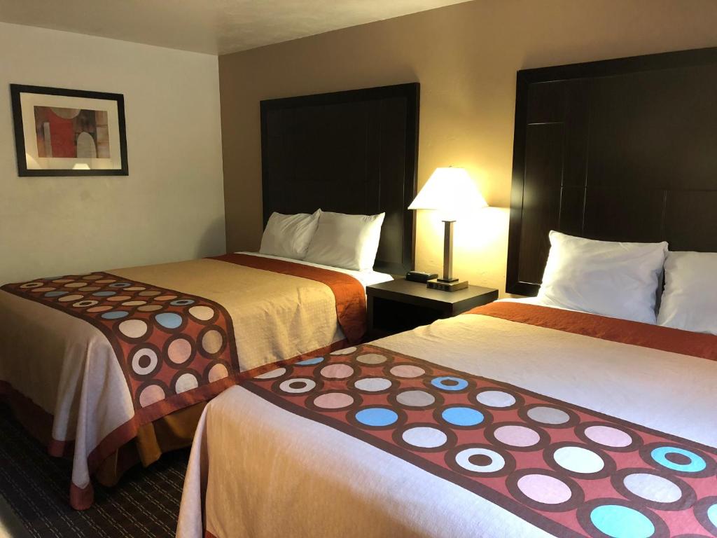 Super 8 by Wyndham Lacey Olympia Area - Chambre Queen Avec Deux Lits Queen - Non-fumeur