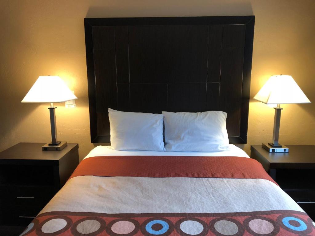 Super 8 by Wyndham Lacey Olympia Area - Salle Queen - Accès à La Mobilité / Non-fumeur