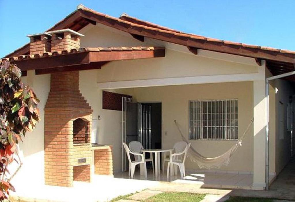  Casa Aconchegante a 100mts do mar