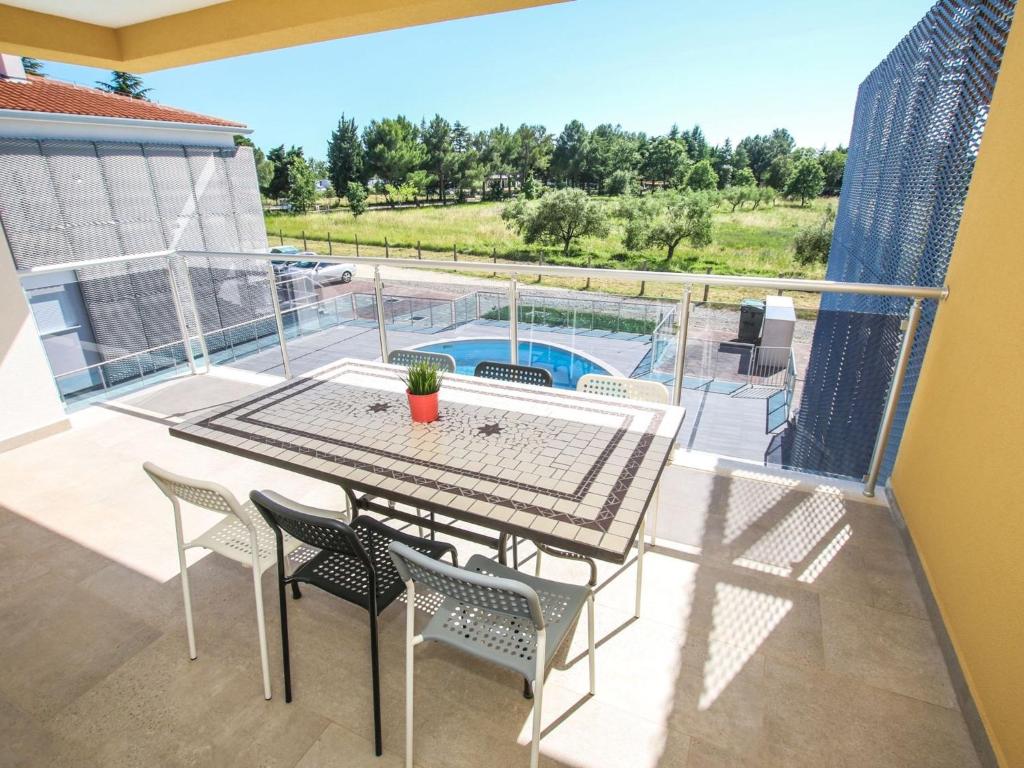 Fotografia z galérie ubytovania Apartment in Funtana with Three-Bedrooms 1 v destinácii Funtana