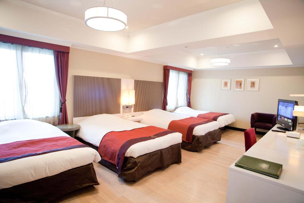 Hotel Monterey La Soeur Osaka - Dört Kişilik Oda - Sigara İçilmez