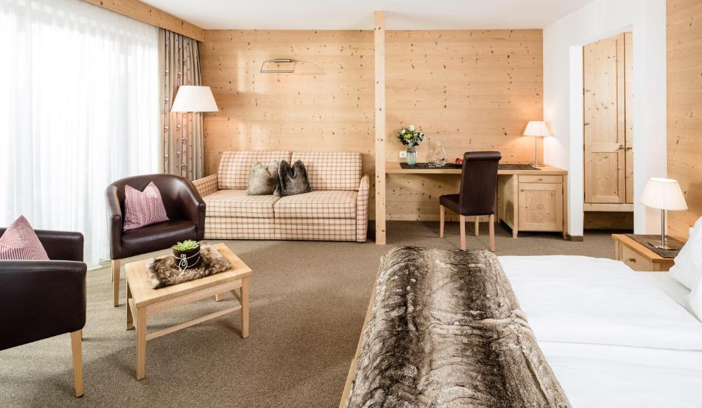 Boutique Hotel Nives - Luxury & Design in the Dolomites
