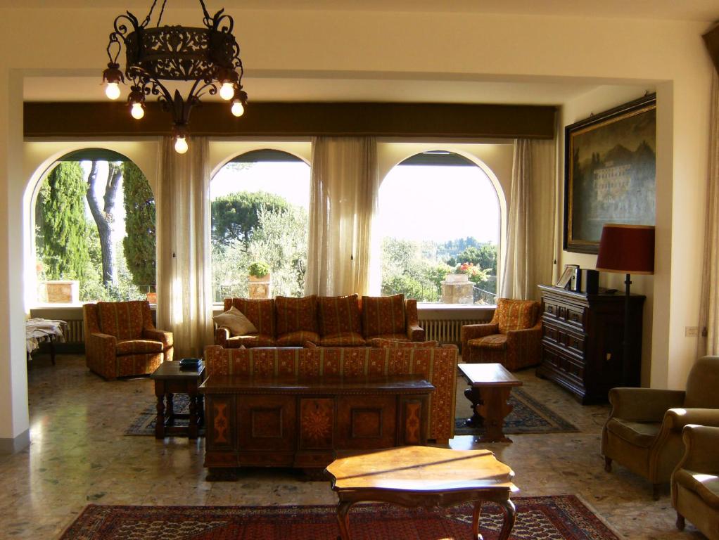 Część wypoczynkowa w obiekcie "Alle Montanine" Villa Poggio