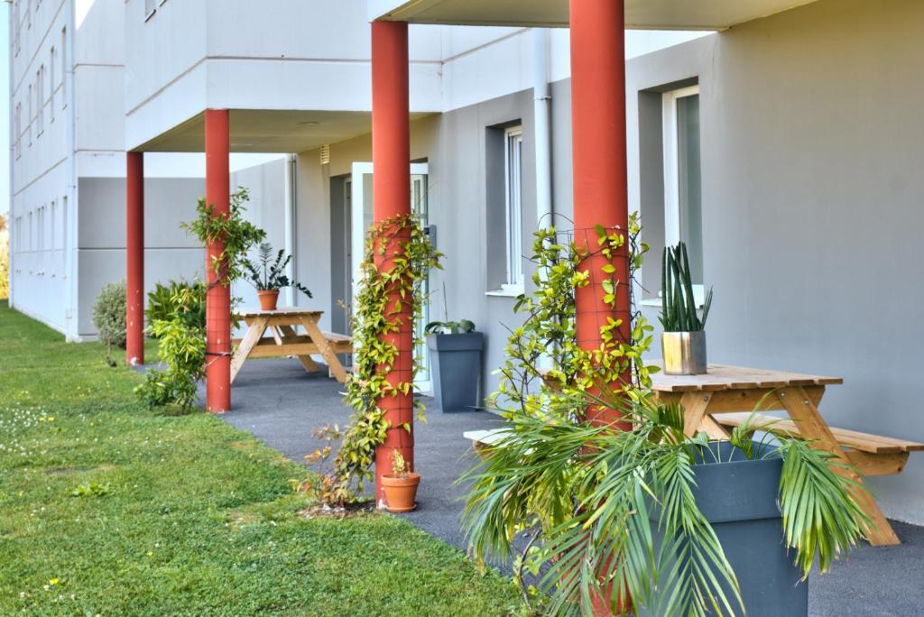 Zahrada ubytování Adonis Hotel Bayonne