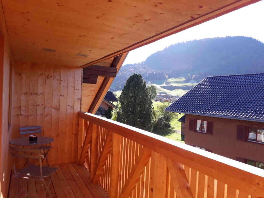 Un balcon sau o teras&#x103; la Ferienwohnung Gmeiner