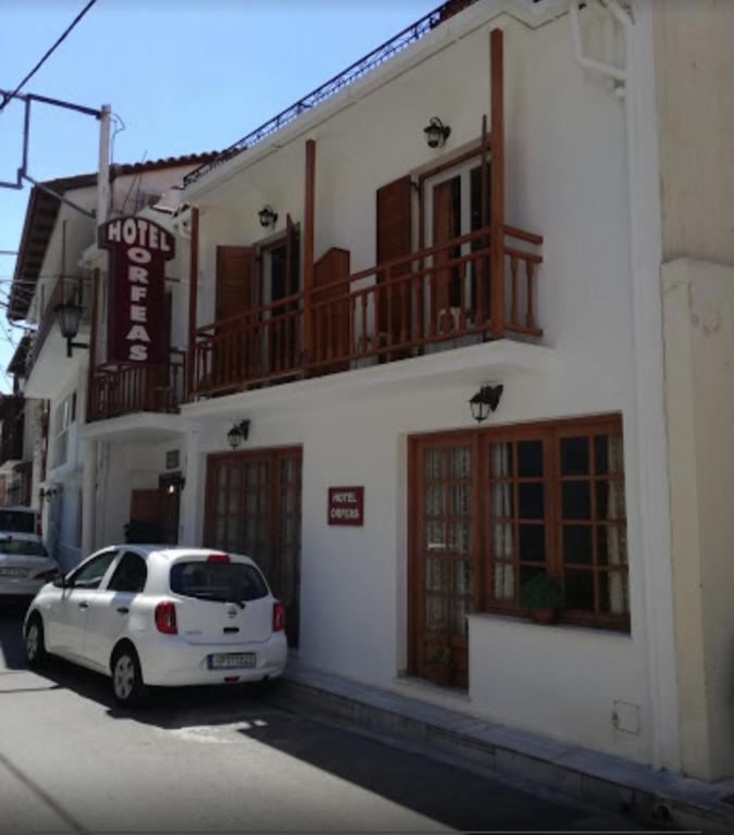 Budova, kde se hotel nachází