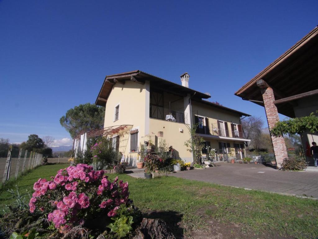 B&B A CASA DI ROSA, Caselle Torinese – Updated 2022 Prices