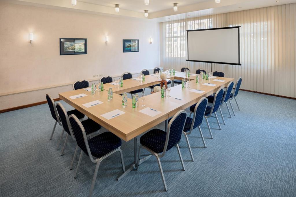 The business area and/or conference room at Valamar Meteor Hotel