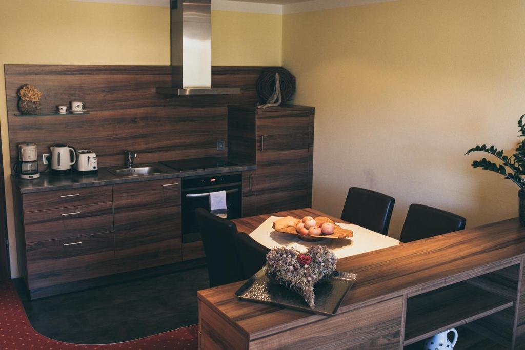 Kuchyňa alebo kuchynka v ubytovaní Appartement Sport Girbl