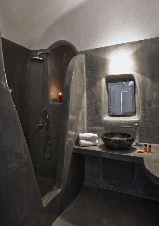 A bathroom at Amaya Selection of Villas