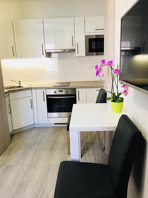 Panorama Apartments - 3