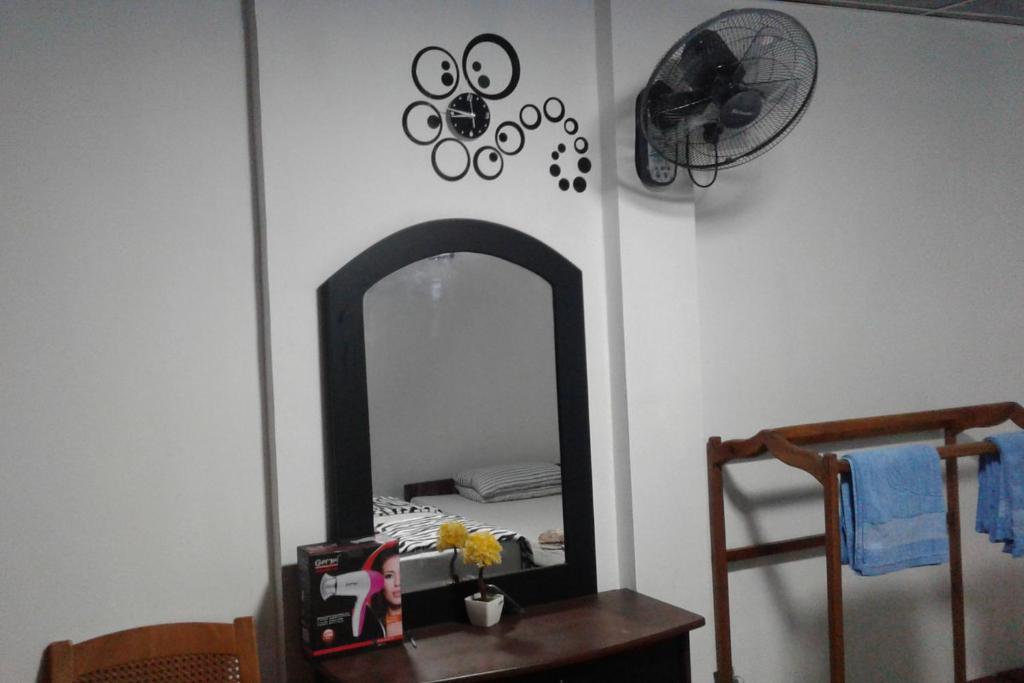 Postel nebo postele na pokoji v ubytování Ella Fresh Point Homestay