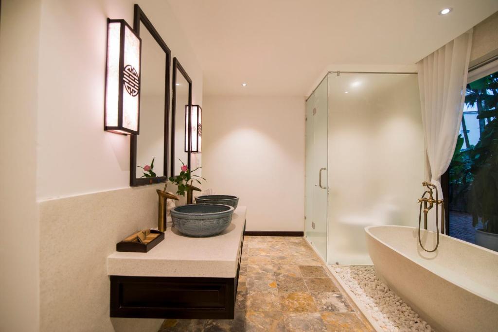 Phòng Cổ Điển Cho 3 Người