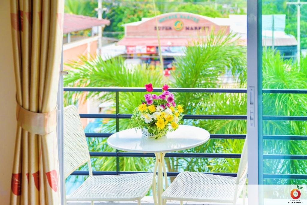 The Orange Resort - Resim 29