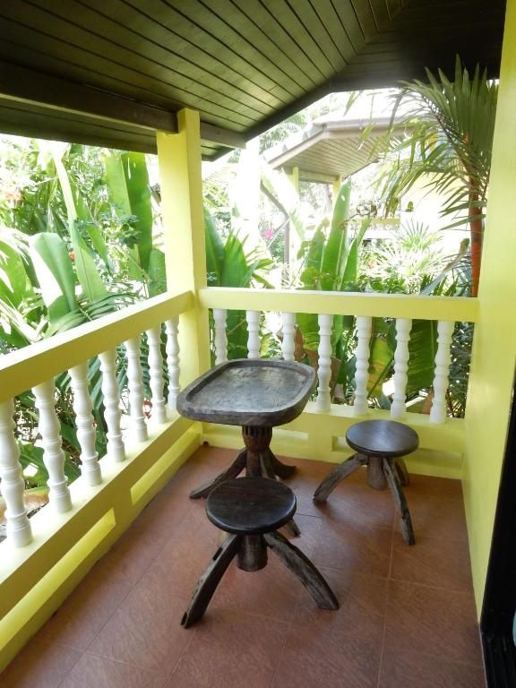 Balkón nebo terasa v ubytování Chez Charly Bungalow