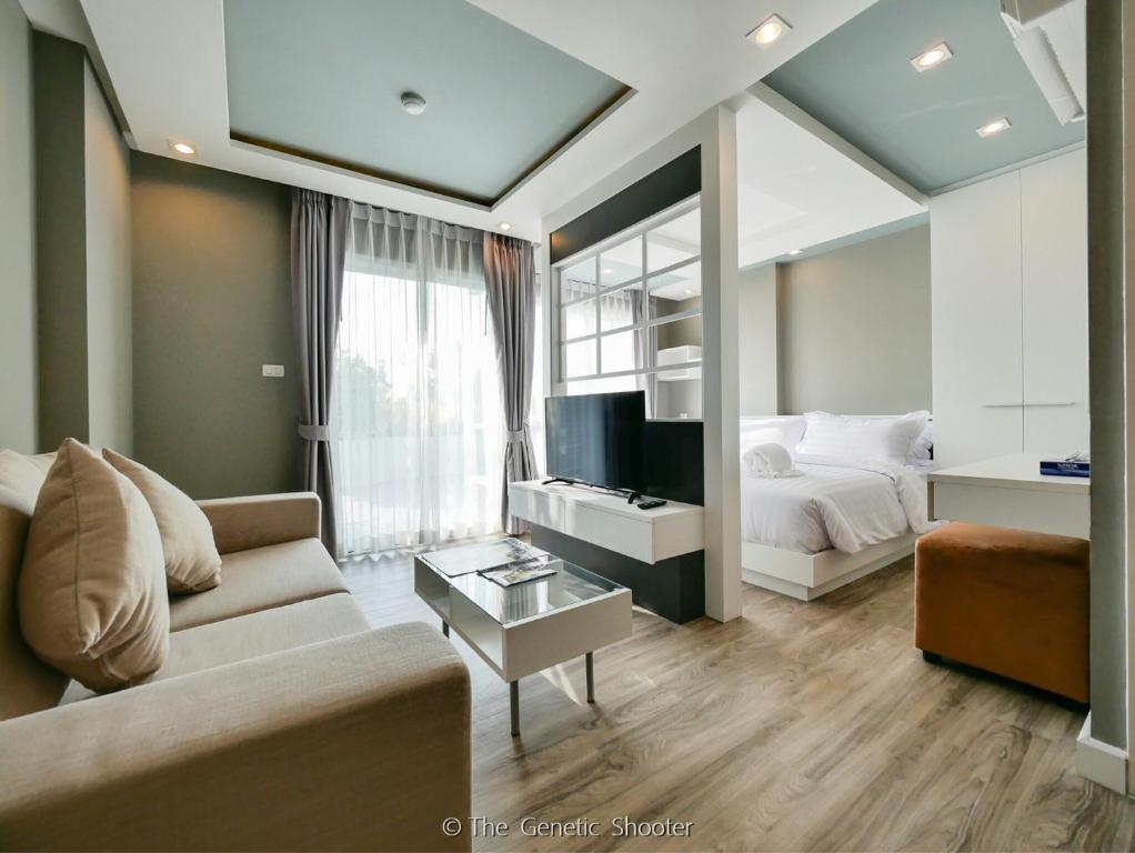 Wisdom Hotel & Residence - Deluxe Pool Access