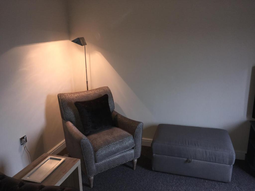 11 Warmsworth Mews Apartment