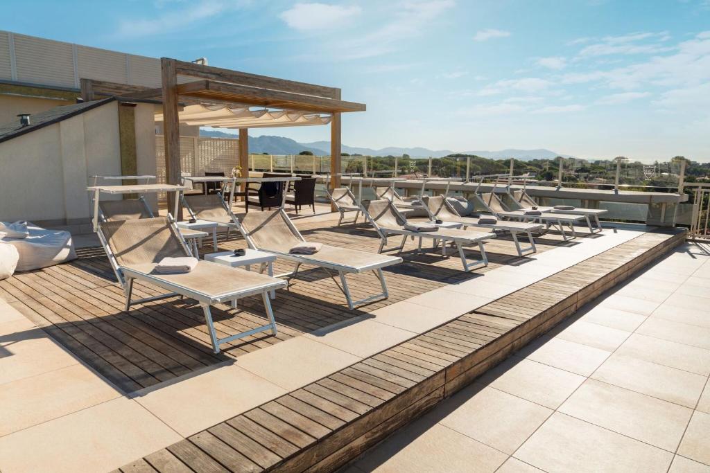 Balkón nebo terasa v ubytování Savoy Hotel