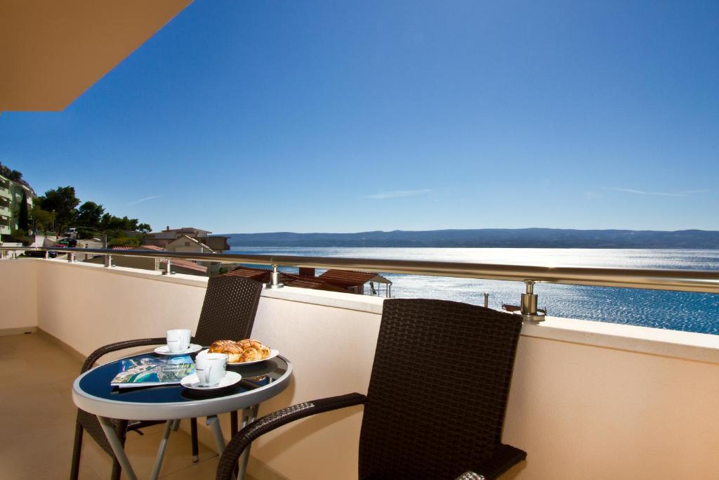 Villa Omis Michy - family house for big and small groups - Holiday Home