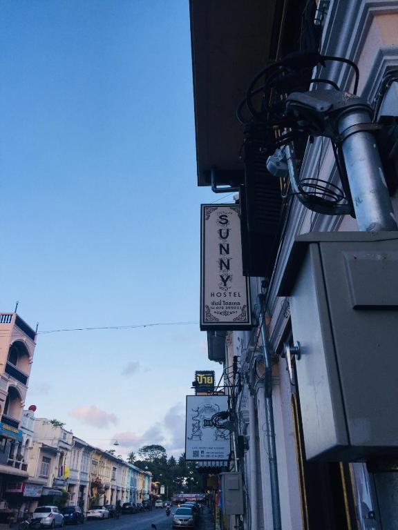 Gallery image of Phuket Sunny Hostel in Phuket Town