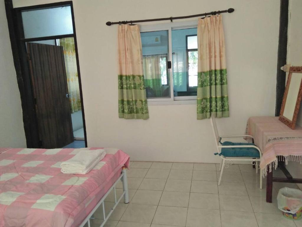 Wasuthan Garden House - Salle Familiale Avec Vue Sur Le Jardin