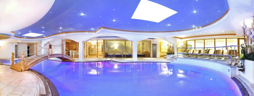 Bazén v ubytování Sporting Hotel nebo v jeho okolí