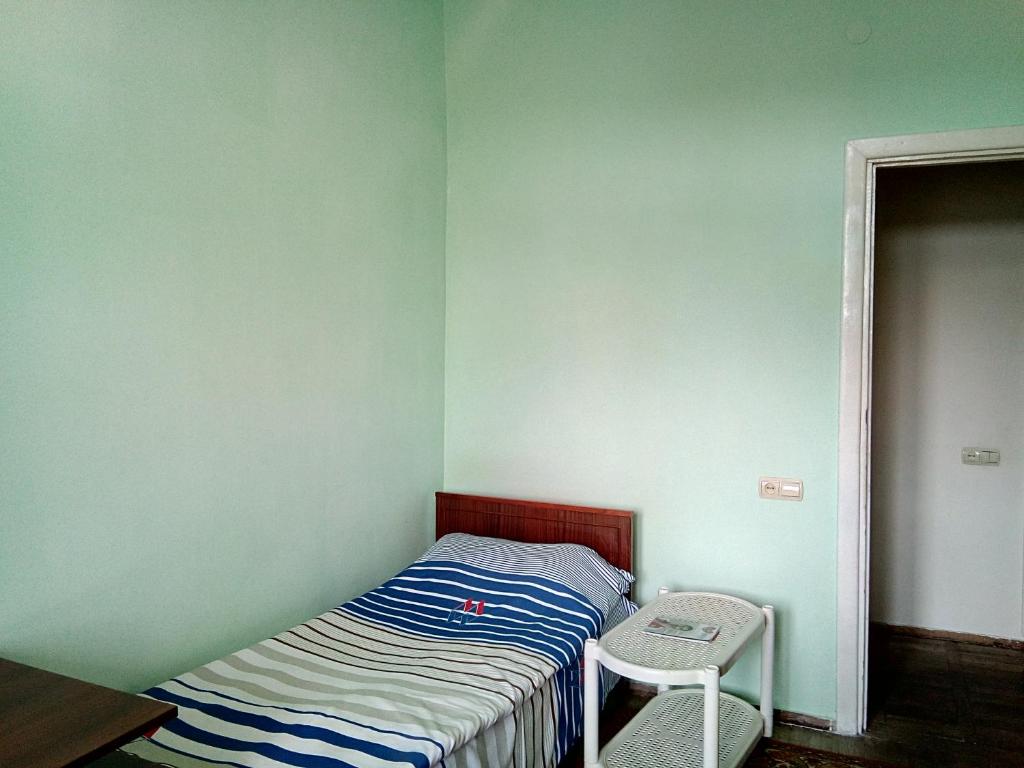 Postel nebo postele na pokoji v ubytování room in the centre