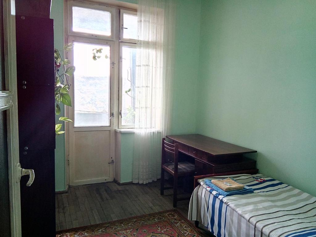 Postel nebo postele na pokoji v ubytování room in the centre