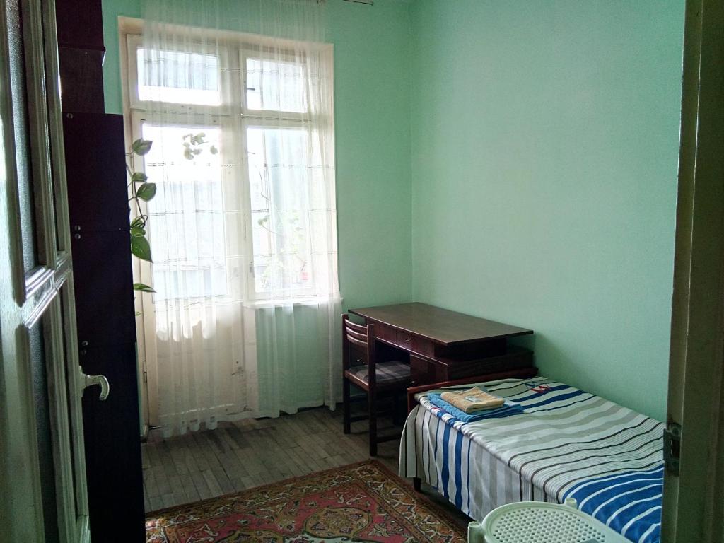 Postel nebo postele na pokoji v ubytování room in the centre