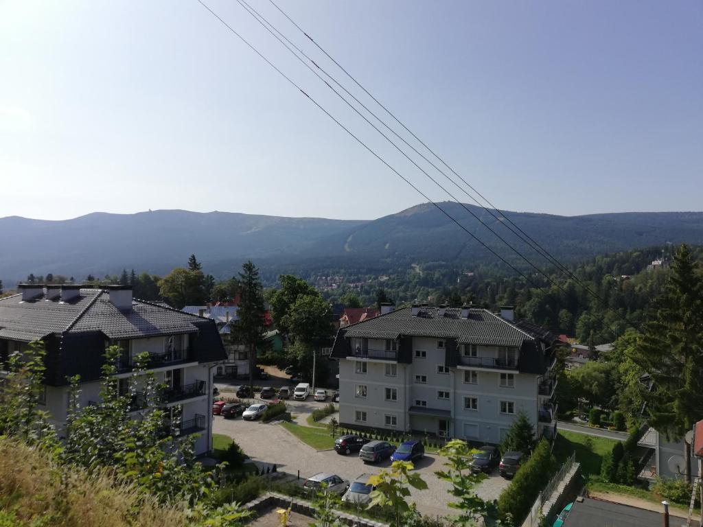 Výhľad na hory alebo výhľad na hory priamo z apartmánu