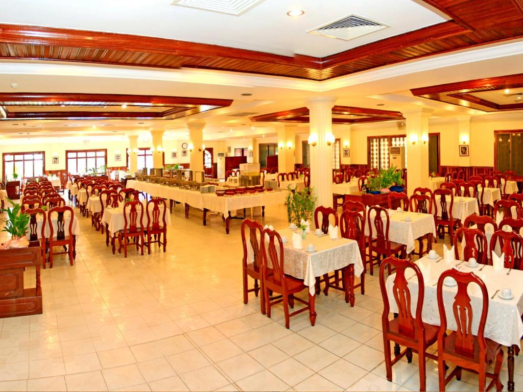 Restaurace v ubytování Angkor Hotel