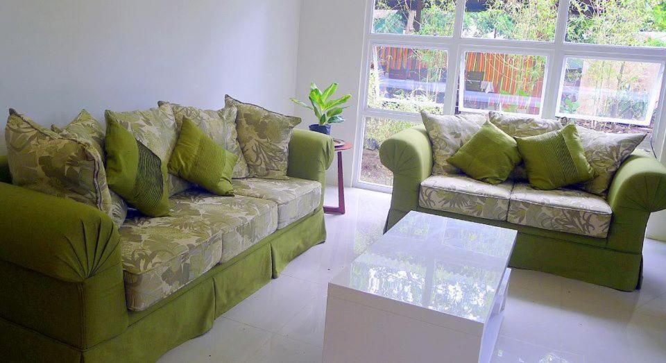 Uma área de estar em Greenspace Palawan