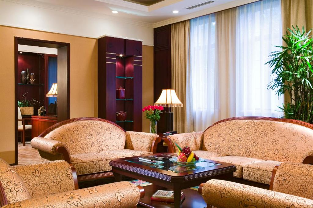 Grand Mercure Xian On Renmin Square - Executive King Suite