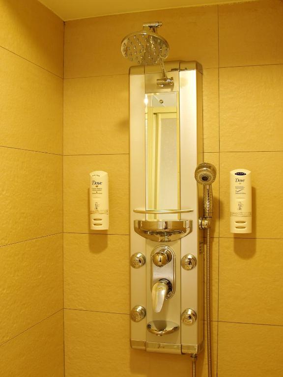 Koupelna v ubytování 東鑫商務旅館Eastern Star Hotel