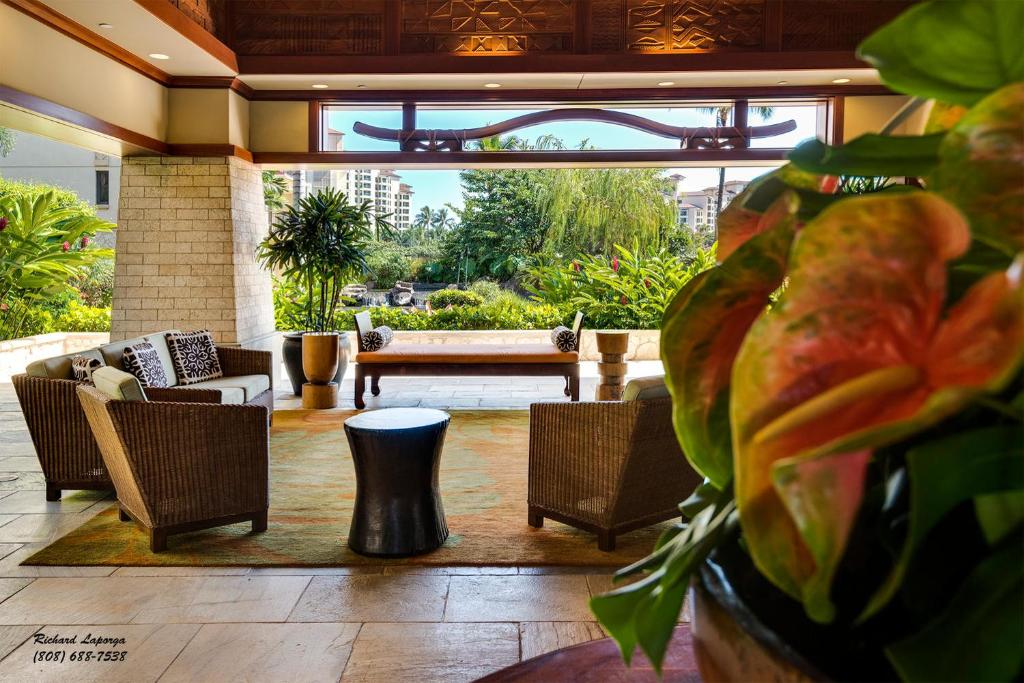Posezení v ubytování Beach Villas at Ko Olina 5th floor Ocean View