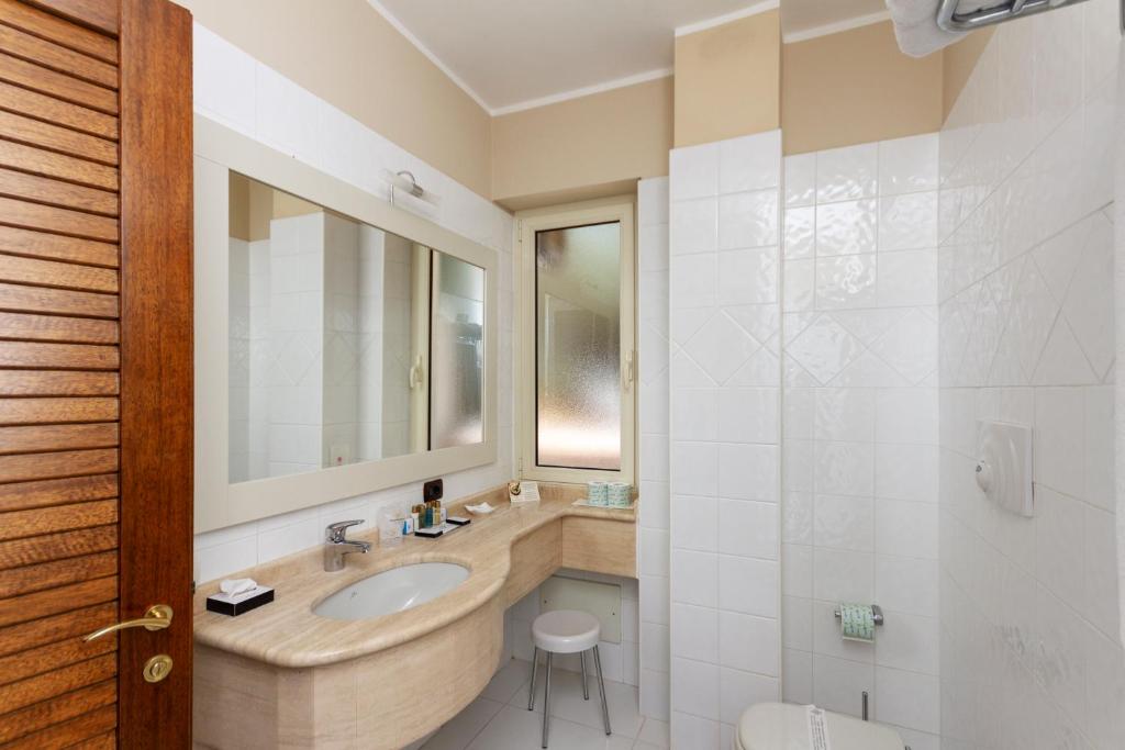 Hotel Simius Playa - 11